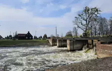 Śluza nr 16 Pian&oacute;wka 1