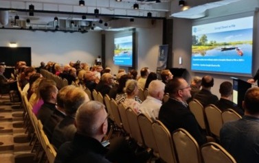 15006609-4a4d-469d-b9c3-a2b9b817136e